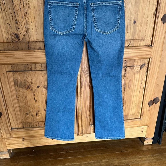 Gap petite bootcut jeans - Picture 4 of 4